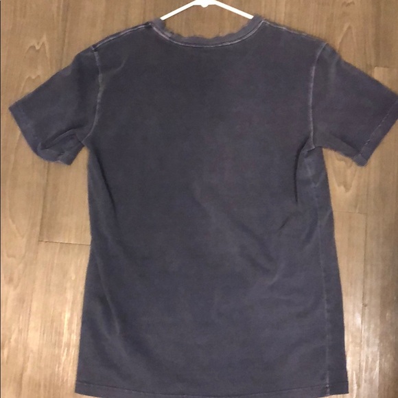 Causal T-Shirt - Picture 2 of 2